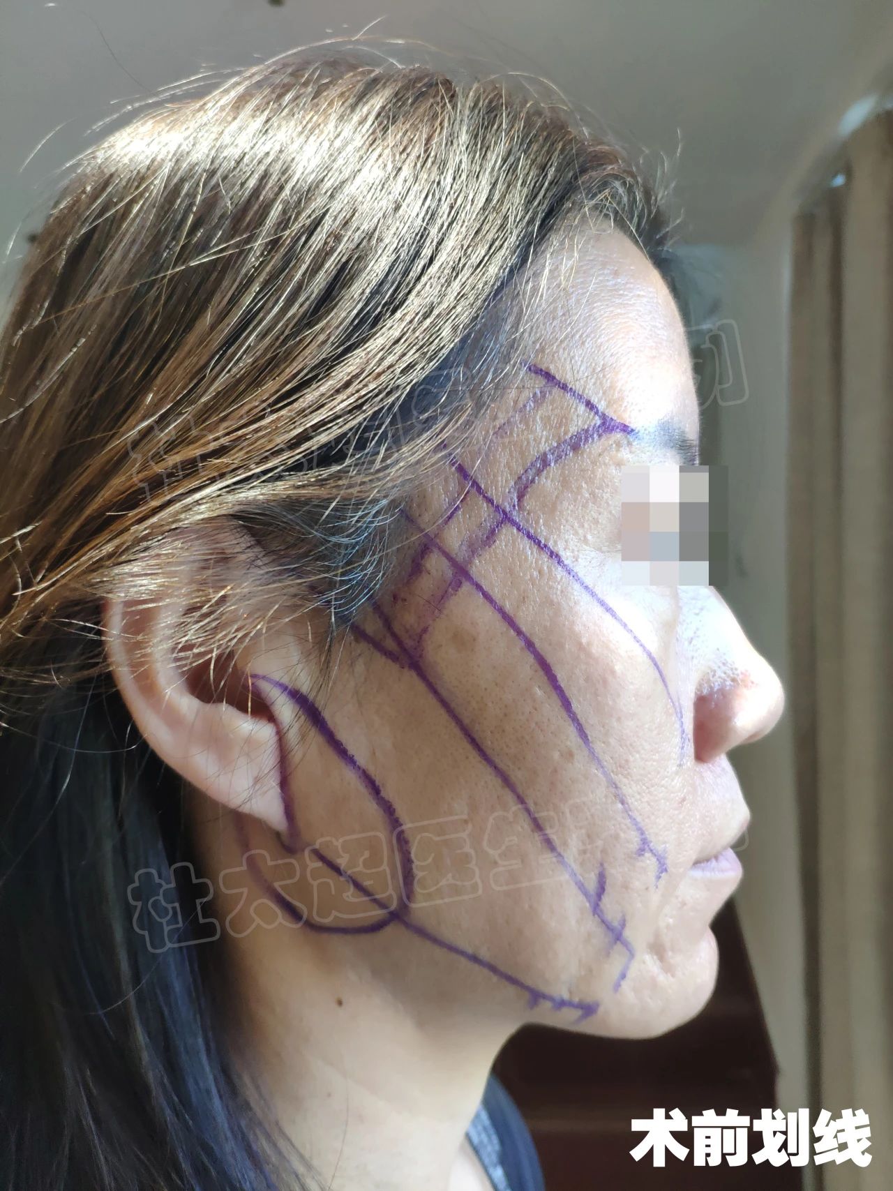 你变得好看不是为了取悦任何人,而是当你站在镜子前，你的那份自信与美丽,连自己都爱不释手。